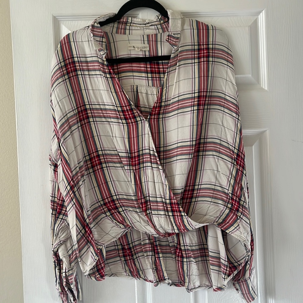 GREAT CONDITION • perfect flannel for the holidays !